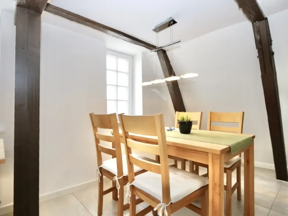 Move in and feel at home! Fully furnished 2-room apartment with approx. 58 m² in the heart of Rostock!