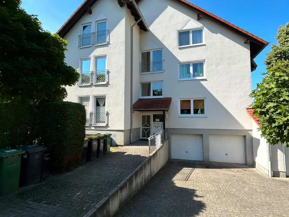 Helle und gepflegte 2-Zimmer-Dachgeschosswohnung in Kaufungen-Nie