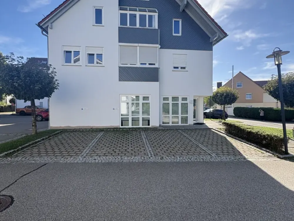 Helle 4-Zimmer-Wohnung mit Balkon & Stellplatz in Aitrach