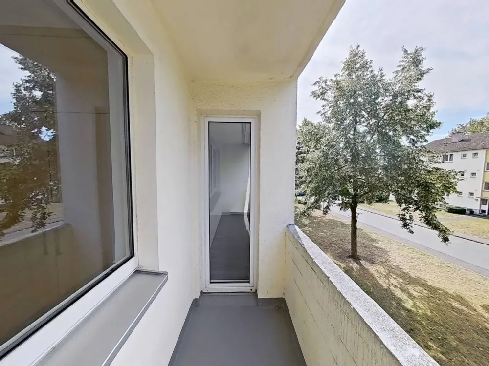 Large 4-Room Apartment with BALCONY and Plenty of Comfort in Paderborn-Sennelager