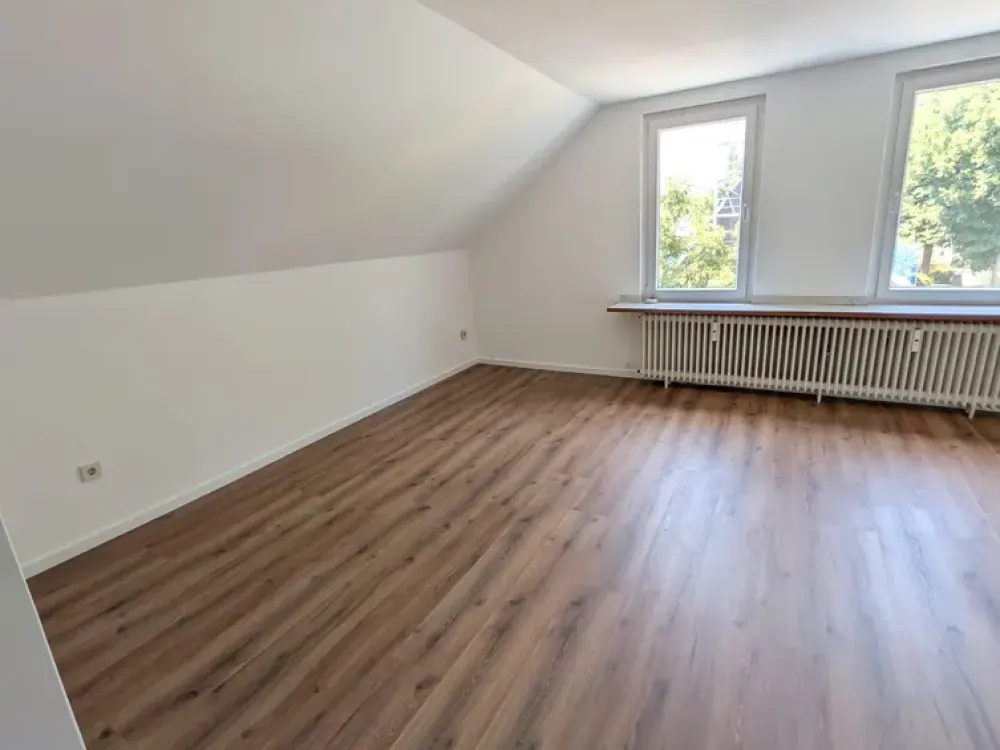 Beautiful renovated 52 m² 2-room attic apartment in Aplerbeck