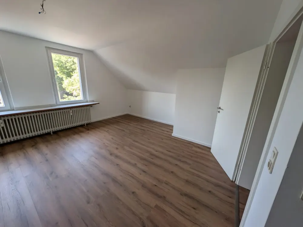 Beautiful renovated 52 m² 2-room attic apartment in Aplerbeck