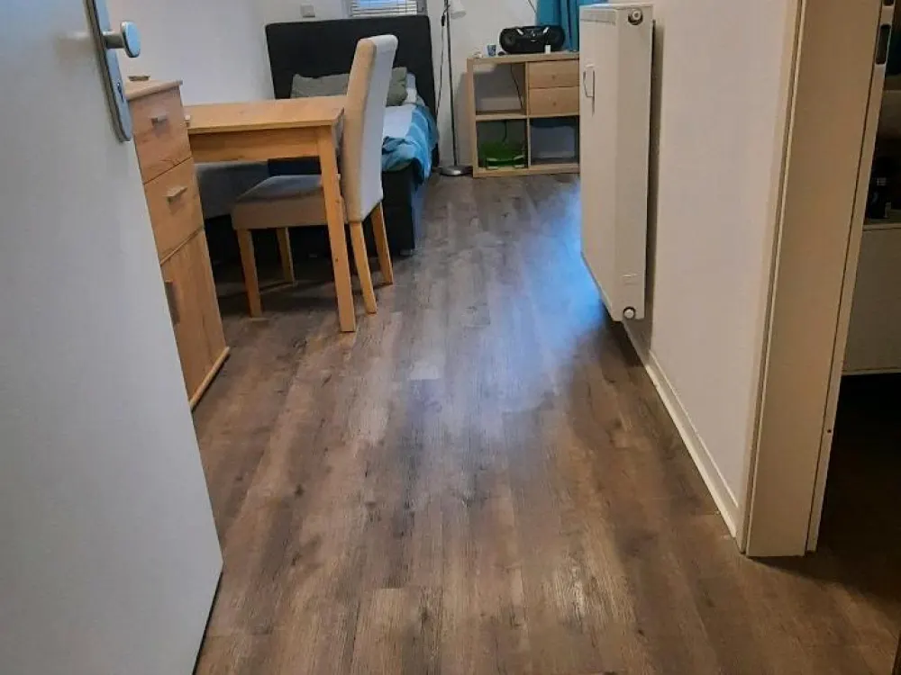 Nachmieter für möbellierte Einraumwohnung in Dresden Löptau