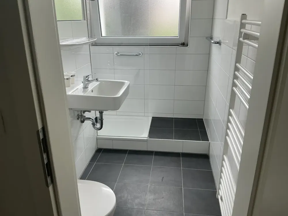 Schöne Wohnung sucht Mieter: praktische 3-Zi.-Wohnung