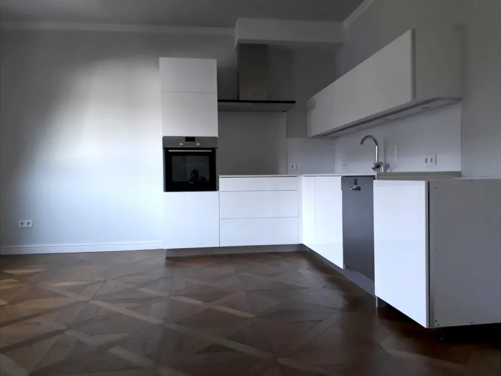 Exceptional Maisonette in the Musicians' Quarter, Roof Terrace, Gallery & High-Quality Features
