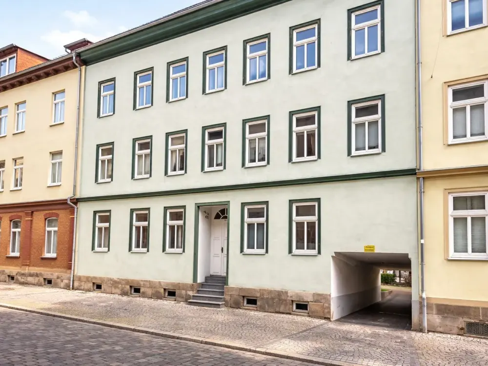 Bright 3-Room Apartment with Balcony in Arnstadt