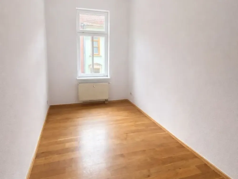 Bright 3-Room Apartment with Balcony in Arnstadt