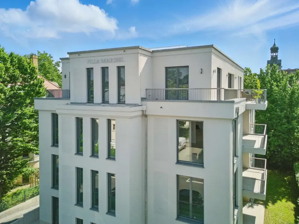 Exclusive Garden Apartment: Modern Design, Bright Rooms and Stylish Living Comfort on One Level