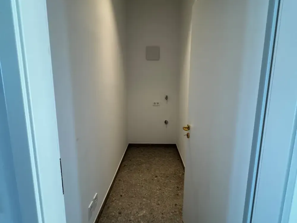 Luxurious 2-Room Apartment in the Heart of Böblingen - Already in High Demand!