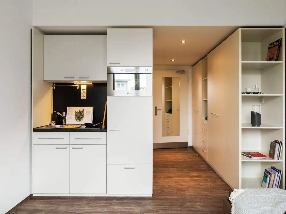 Modern & Furnished Apartment in Frankfurt Riedberg | Maxi Studio