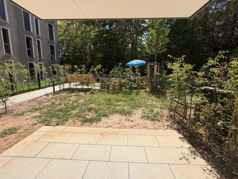 Charmante 2-Zimmer-Wohnung mit Terrasse