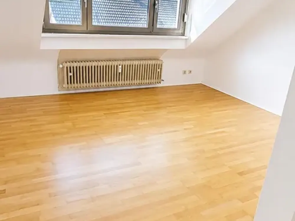 3965 - Cozy and centrally located 3-room apartment for rent!