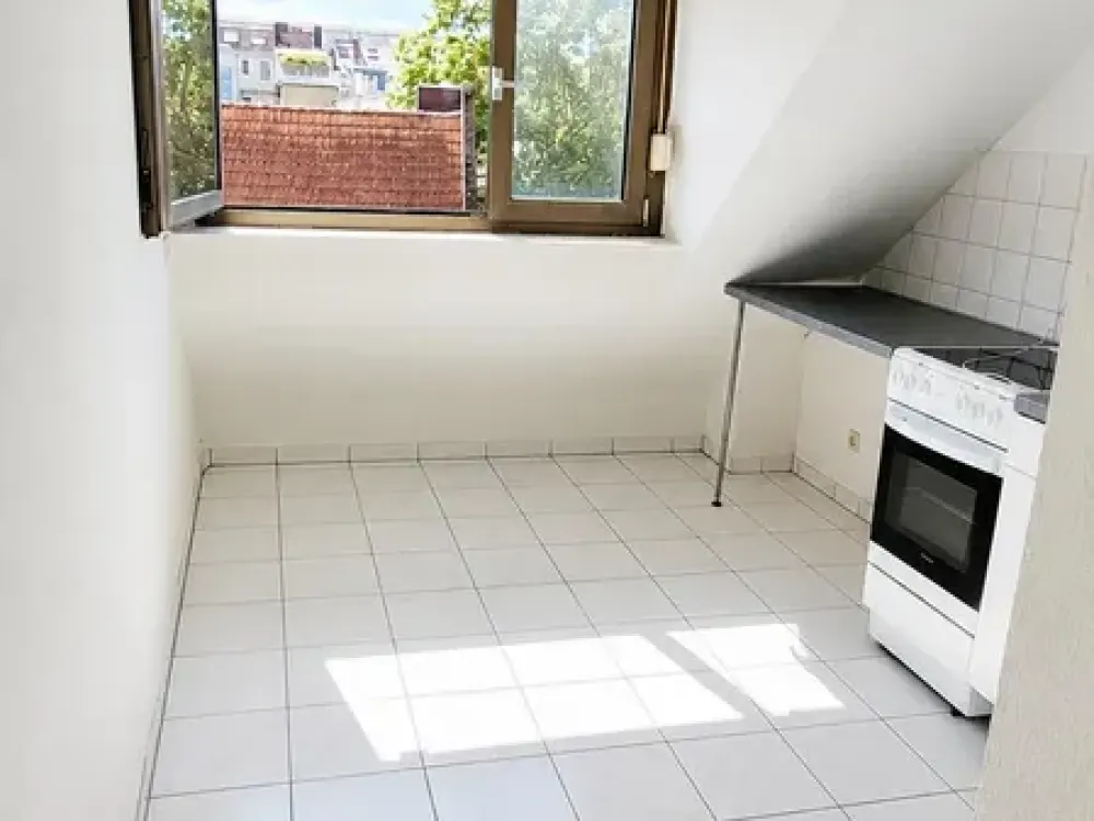 3965 - Cozy and centrally located 3-room apartment for rent!