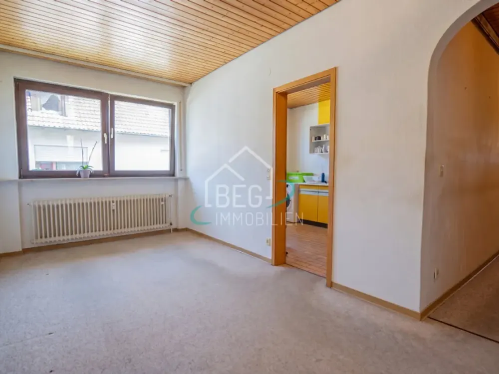 4.5 Rooms with Vineyard View