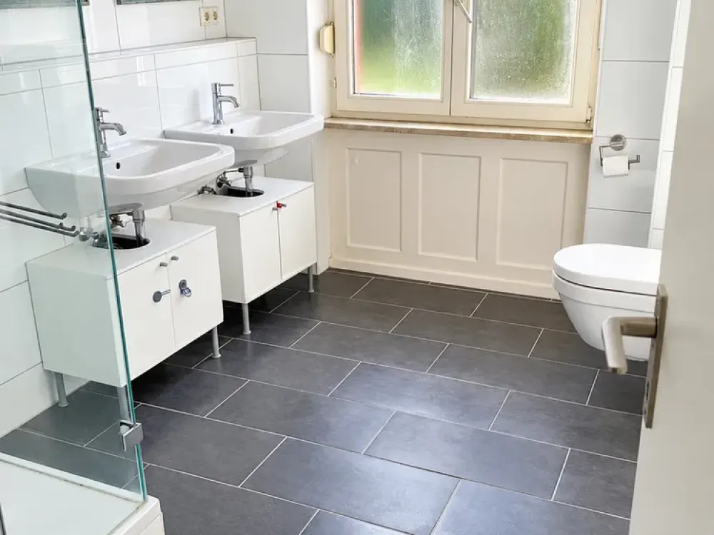 7598 - KA-Oststadt! 2-room apartment with balcony, fitted kitchen and daylight bathroom!