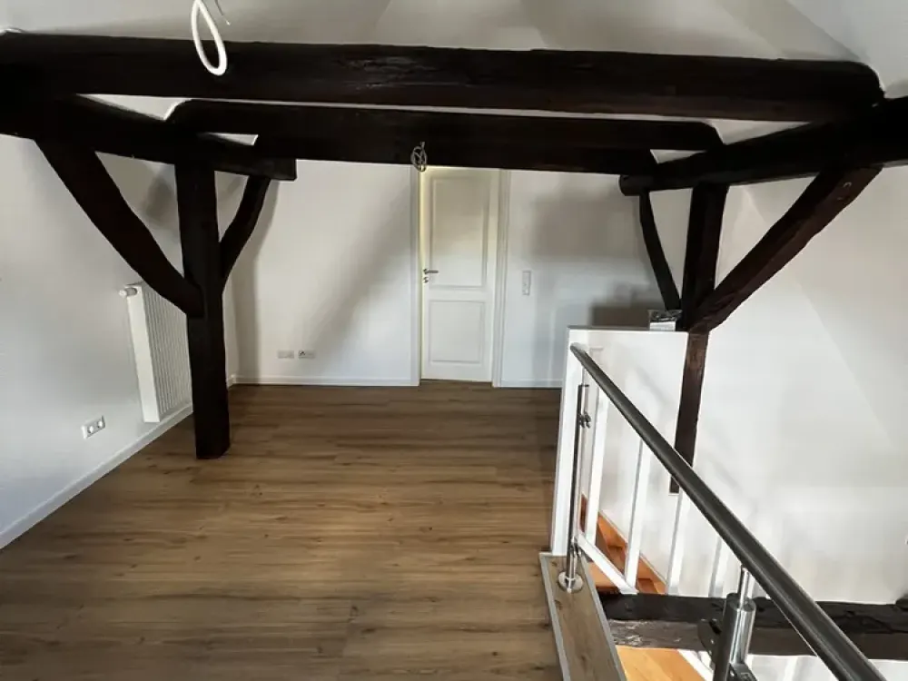 Charmante 3-Zimmer-Wohnung im Denkmalobjekt - 75 m², ab sofort verfügbar