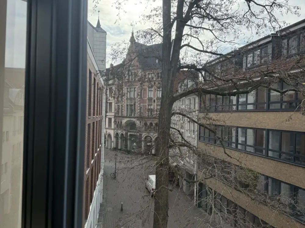 Renovated Old Building Apartment near the Marktkirche in Hanover's Old Town