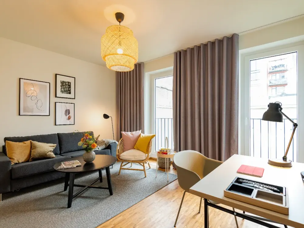 Möblierte Maisonette, 100 m², Köln- All-in-Miete, provisionsfrei, ab 01.11.
