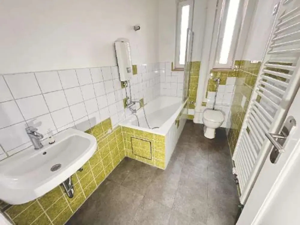 Bright 2-Room Apartment in Nürnberg, Well-Maintained, Well-Designed and Centrally Located