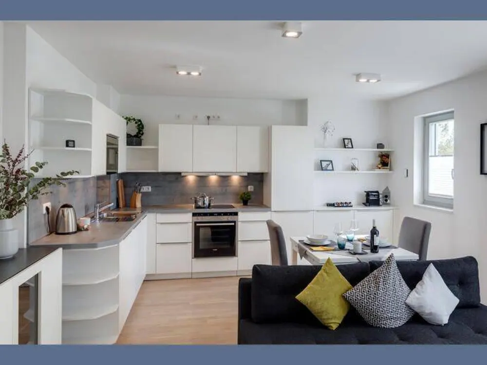 Furnished: Tastefully Furnished 2-Room Apartment