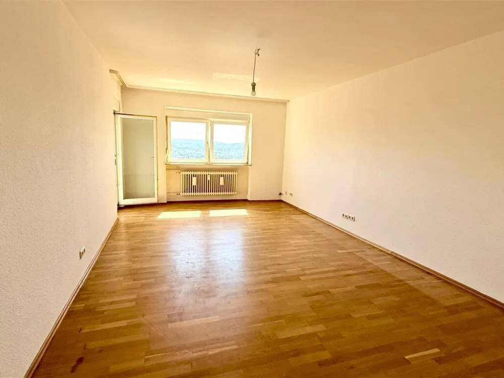 3 R/K/B Apartment Above the Roofs of Grühlingshöhe in Dudweiler