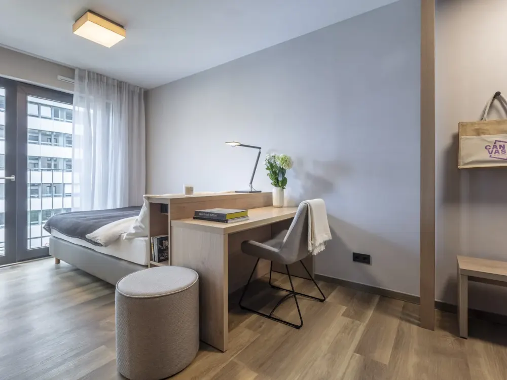 Furnished Large Studio with Exclusive Amenities: Rooftop Terrace, Gym & More
