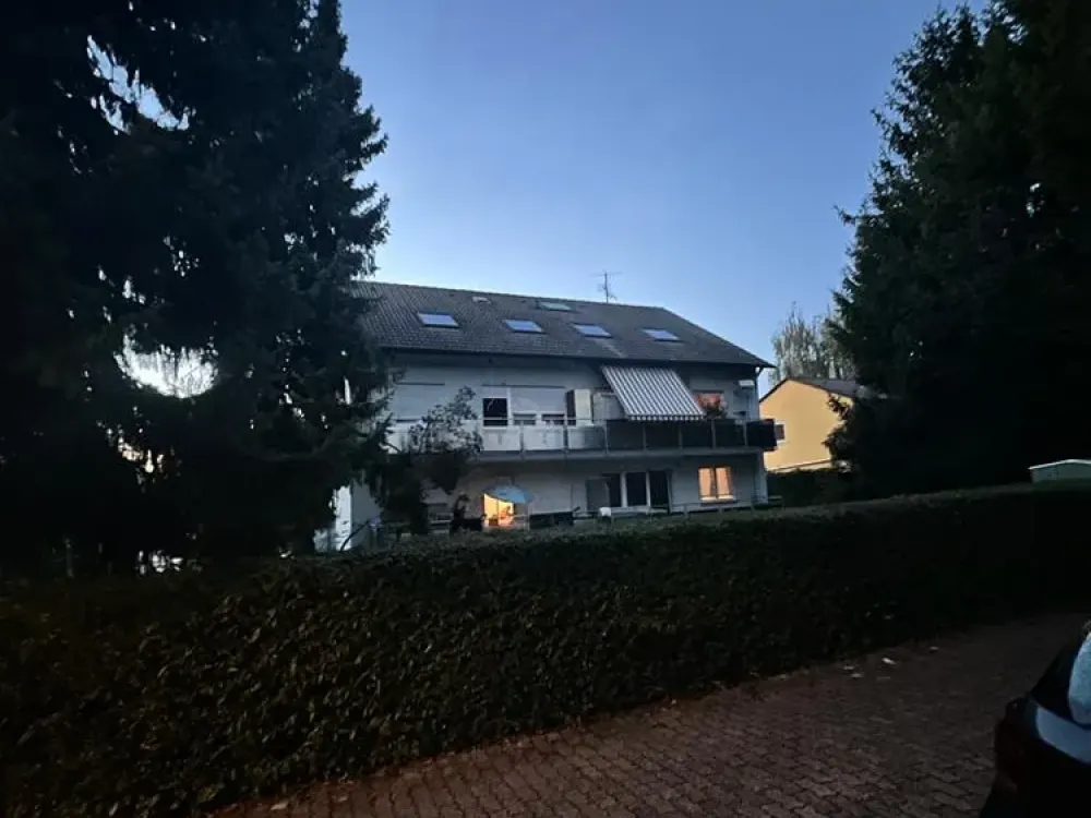 Stilvolle 3,5 Zimmer - Dachgeschosswohnung - Perfekt für Paare und Familien!