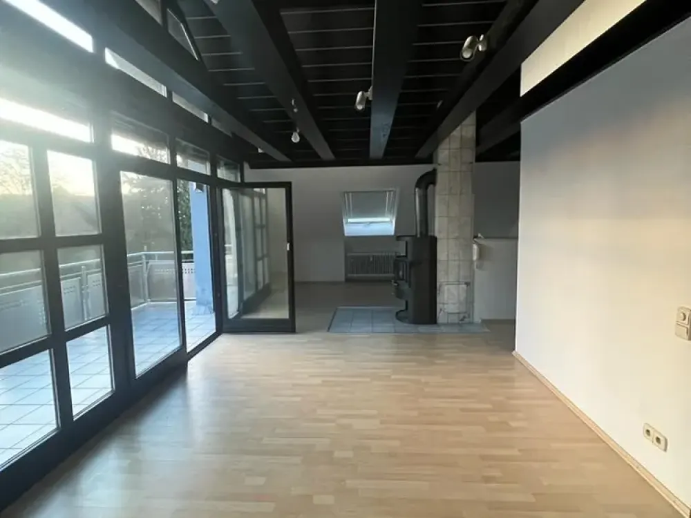 Stilvolle 3,5 Zimmer - Dachgeschosswohnung - Perfekt für Paare und Familien!