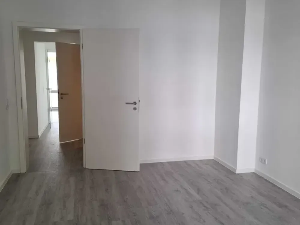 3-room apartment in renovated Gründerzeit building near Erfurt city center