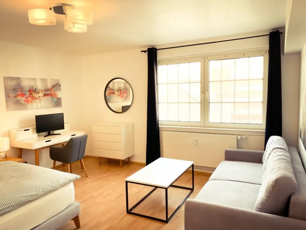 URBANELITE.COM // No Deposit! (no deposit) // 200 meters from Konstablerwache // All-inclusive furnished luxury rooms as central as it gets !!