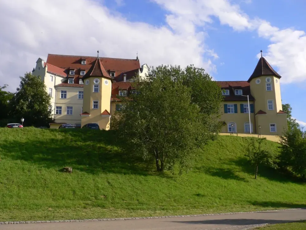 Living in the Castle (Penthouse)