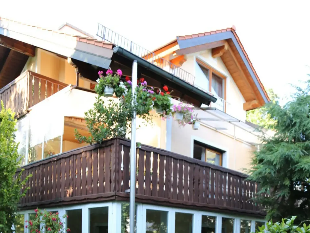 Cozy, Quiet 3-Room Apartment with Dreamily Large Balcony. No Commission!!!