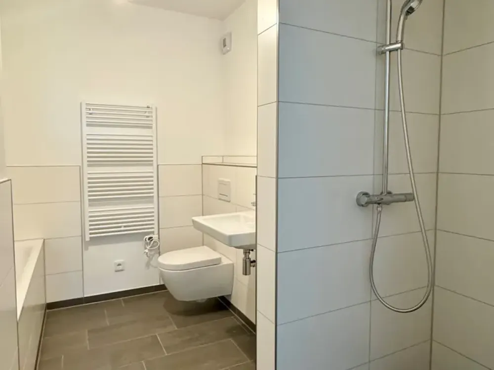 Living by the Water in an Extravagant Location - High-Quality 2-Room Apartment