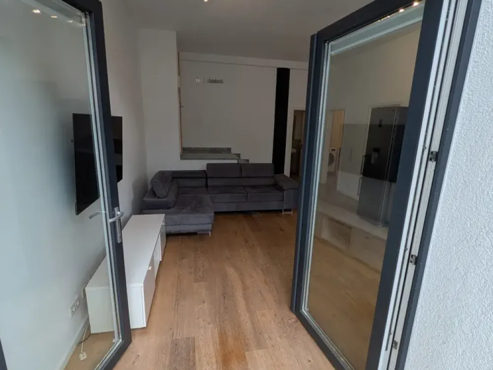 Frisch sanierte 3-Zimmer-Wohnung mit Terrasse & Stellplatz in Köln-Müngersdorf