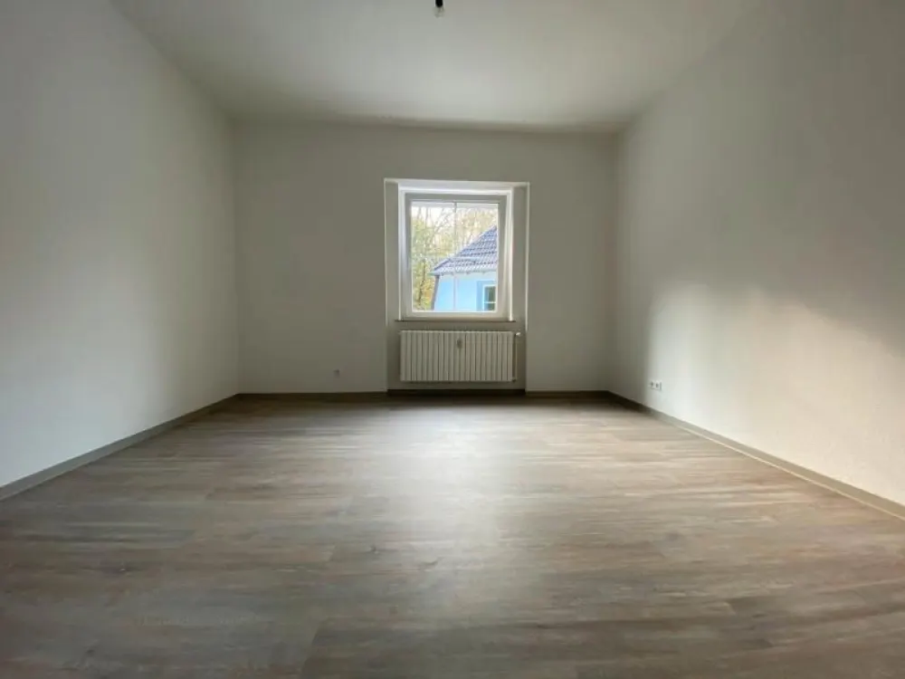 Freshly Renovated 2-Room Apartment on the Edge of the Forest