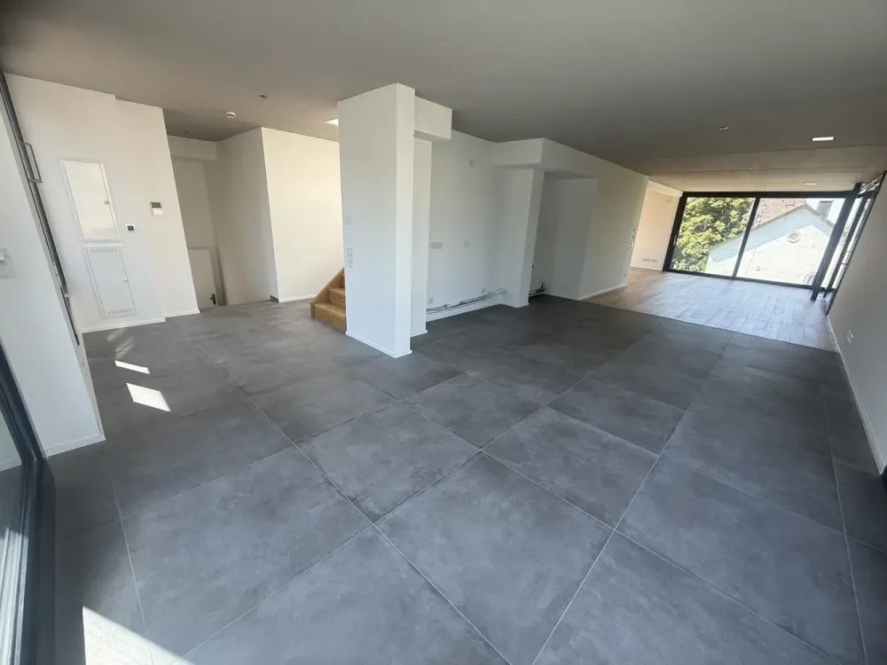 Traumhafte Penthousewohnung mit fantastischem Blick über die Dächer und Gärten von Laim