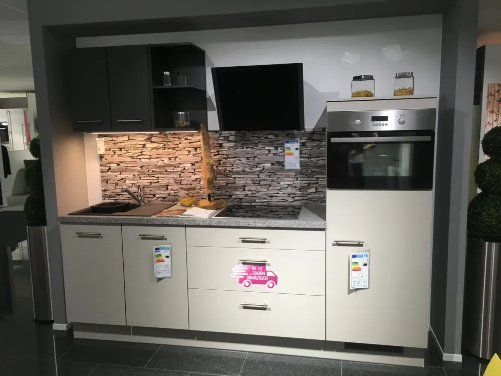Living with Character: 2-Room Apartment in Bockenheim