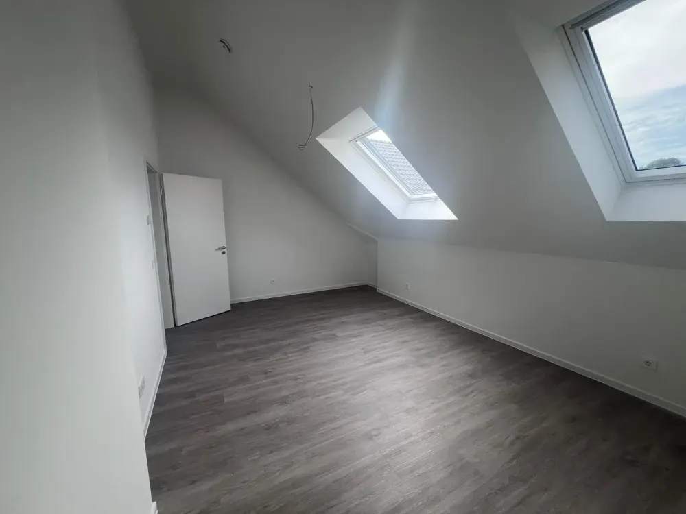 Beautiful New Attic Apartment in Pulheim-Brauweiler