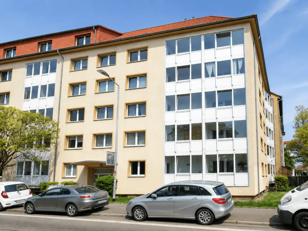 Shared Apartment Suitable 2-Room Attic Apartment in the Heart of Erfurt