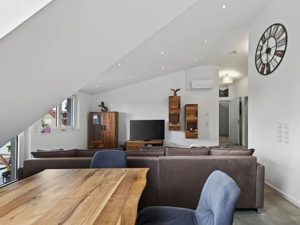 Your New Home with Style, Modern 3-Room Attic Apartment