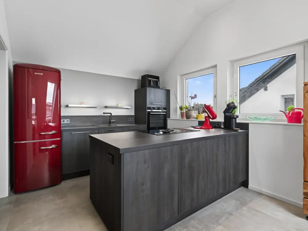 Your New Home with Style, Modern 3-Room Attic Apartment