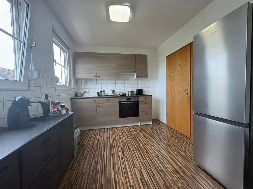 2-Person Shared Apartment - Large Room for a Working Woman in Seligenstadt