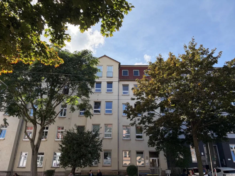 Newly Founded 4-Person Shared Apartment
