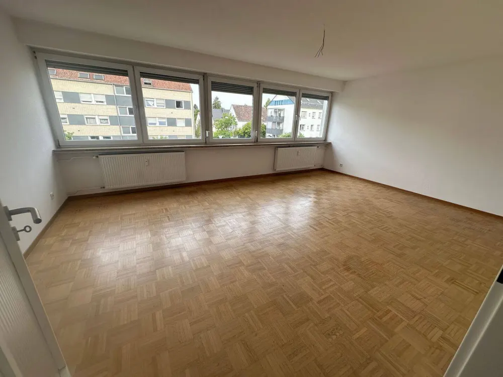 Sbr.-Rotenbühl * schicke 3 ZKB * EKB * Uni-Nähe * gr. Terrasse