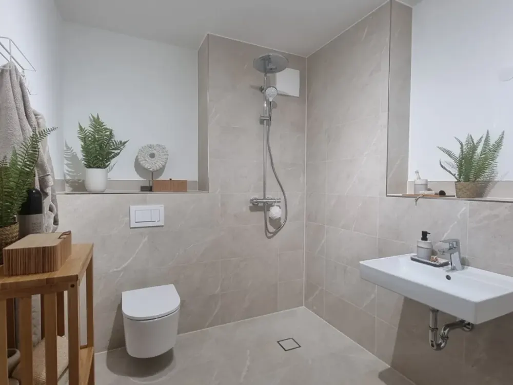 Exclusive 4-Room Apartment with Loggia, Fitted Kitchen & Underground Parking in Rheinstetten