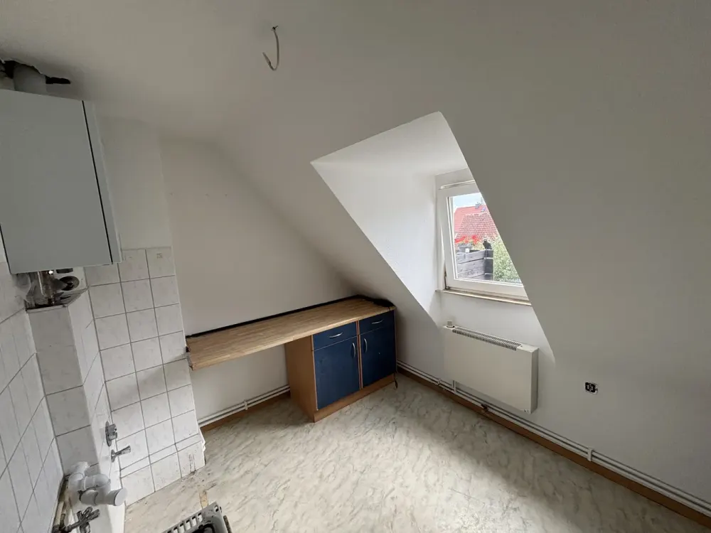 Attic Apartment | 2.5 Rooms | Newly Renovated