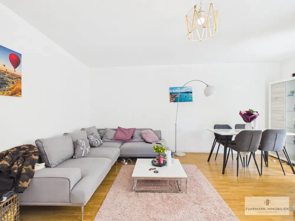 ***RESERVED*** Move in and feel comfortable - well-maintained 2-room apartment with balcony in Alt-Saarbrücken
