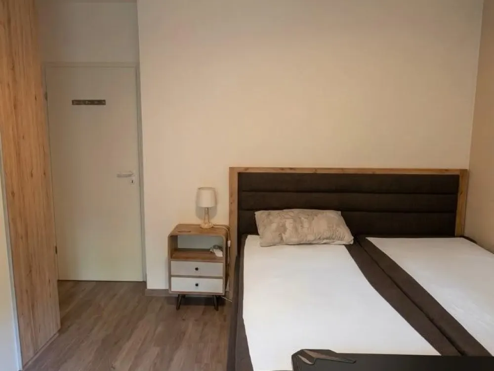 Sublet 1 Room in 2-Person Shared Apartment