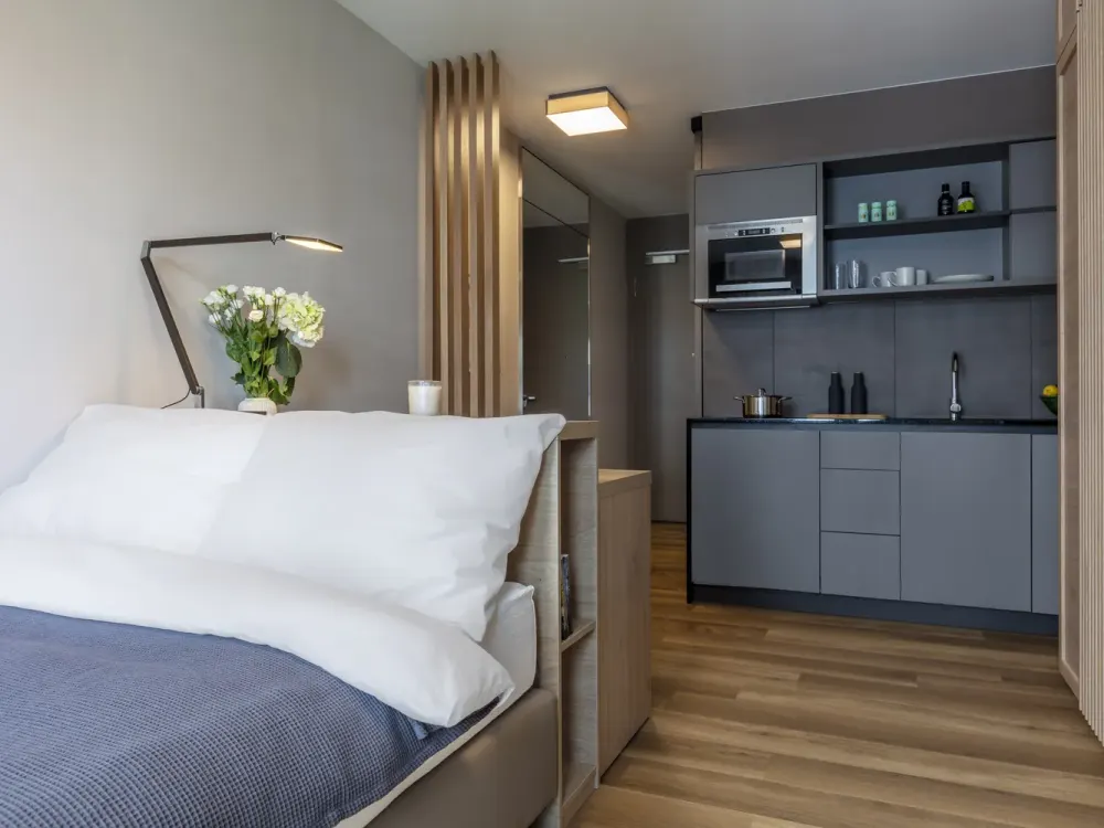Furnished Standard Studio with Exclusive Amenities: Rooftop Terrace, Gym & More