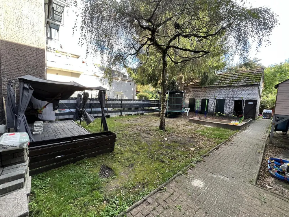 Bright 3-Room Apartment with Garden and Fireplace in Do-Kirchlinde-City